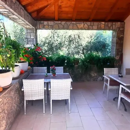 Jan Apartment